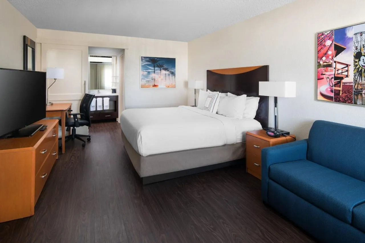 Hotel Fairfield By Marriott Anaheim Resort