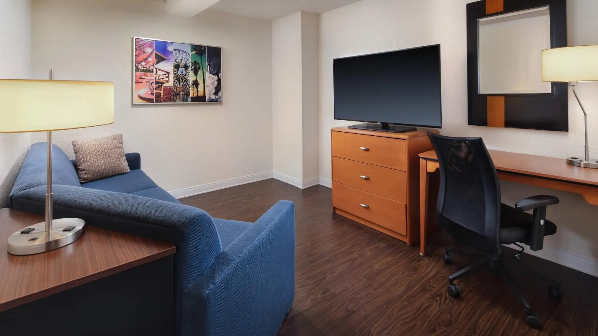 Fairfield By Marriott Anaheim Resort